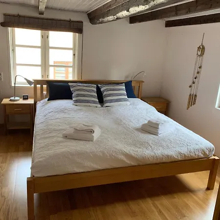 Nyaraló Lollfuss In Der Schleswiger Altstadt